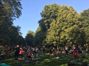 HIIT (High Intensity Interval Training) - Outdoorsport für Erwachsene